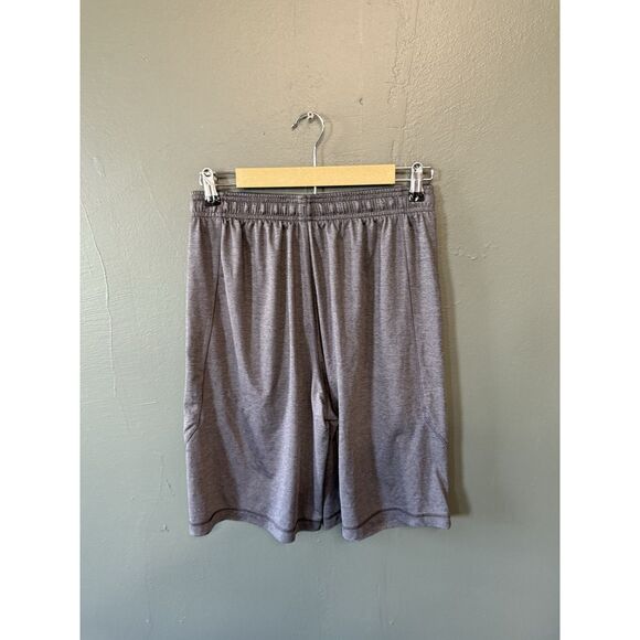 Under Armour Gray Athletic Basketball Shorts w/ Drawstring Size Medium - Picture 2 of 3